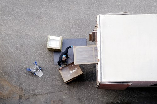 Careful transport of boxes and furniture by a local moving team